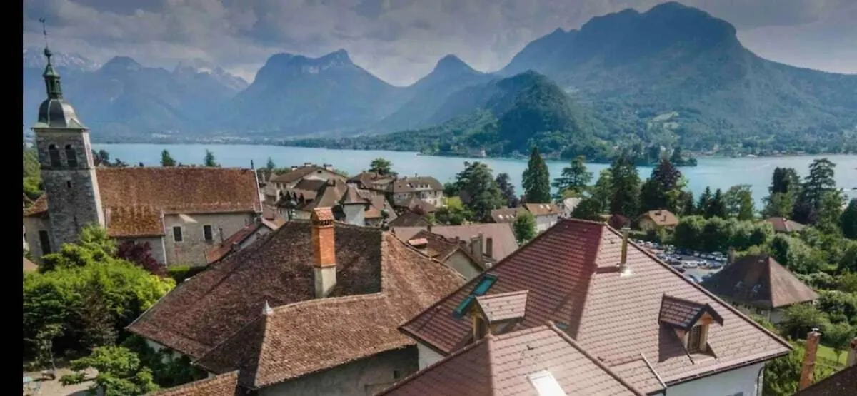 Appartement Avec Jardin & Vue Lac Talloires