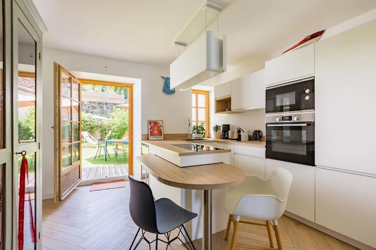 Appartement Avec Jardin & Vue Lac Talloires 0*,  Francie